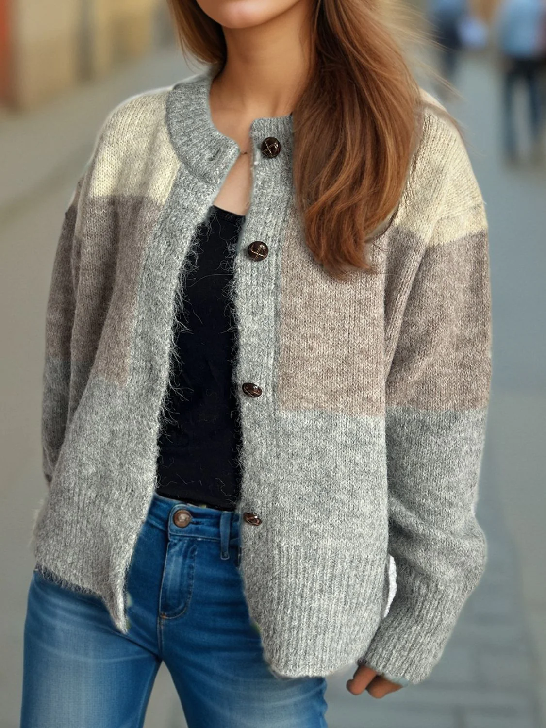 Jacqueline | Color block crew neck cardigan with buttons - Image 12