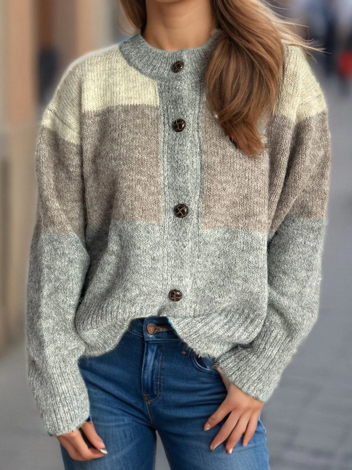 Jacqueline | Color block crew neck cardigan with buttons - Image 14