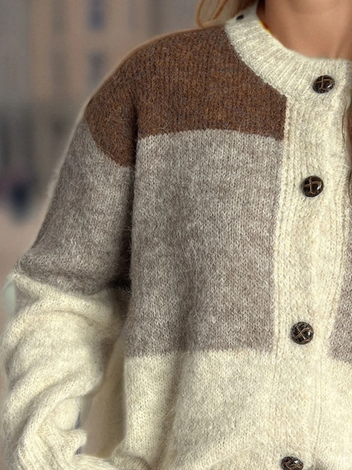 Jacqueline | Color block crew neck cardigan with buttons - Image 19