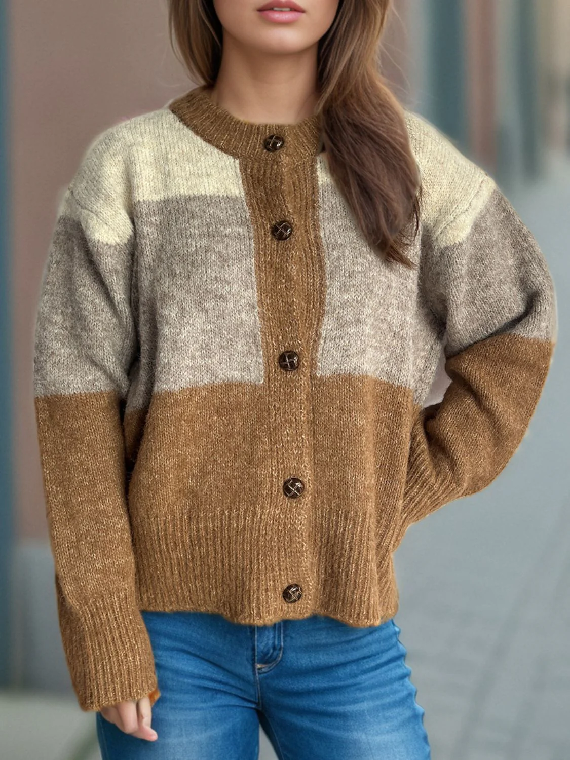 Jacqueline | Color block crew neck cardigan with buttons - Image 6