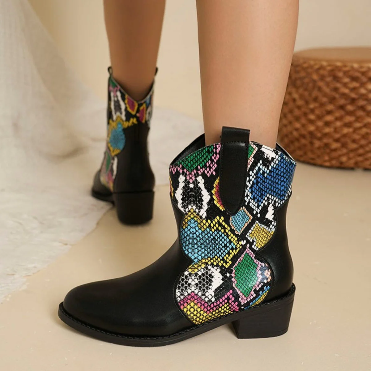 Jacqueline | Color block PU leather boots - Image 2