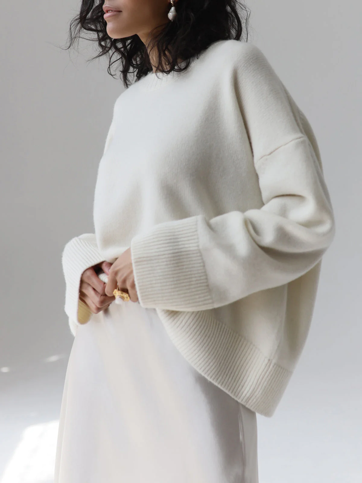 Jacqueline | STYLISH OVERSIZE SWEATER - Image 11
