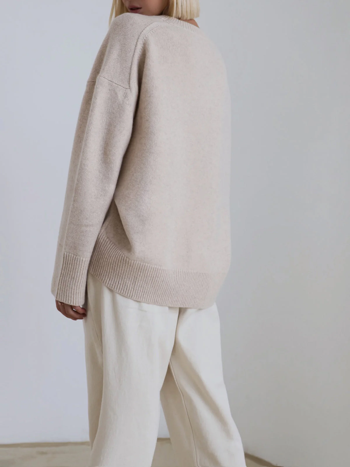 Jacqueline | STYLISH OVERSIZE SWEATER - Image 16