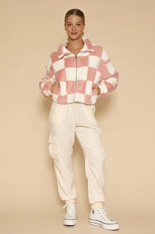 Jana | Fluffy checked jacket with front zip - Image 4