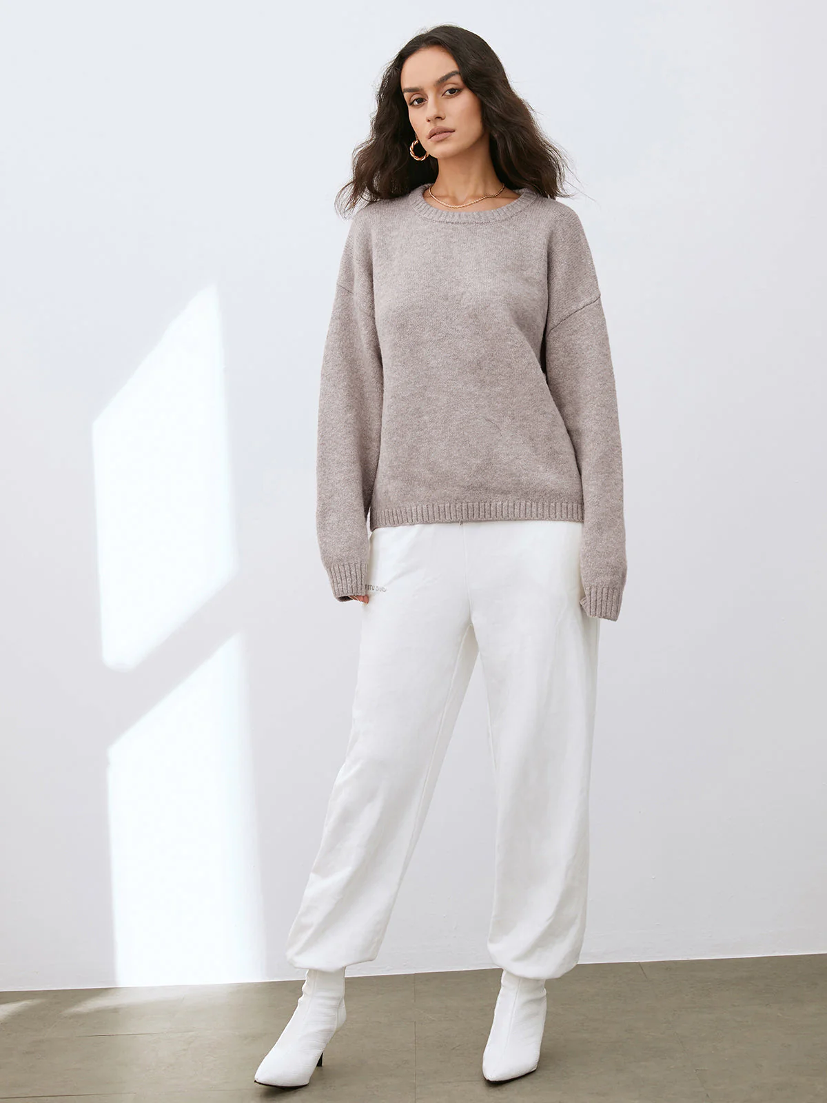 Janeth | STYLISH LIGHTWEIGHT SWEATER - Image 3