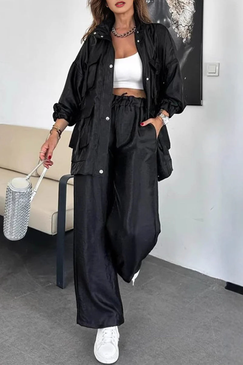 Jessa | Casual, long-sleeved two-piece suit with a gathered stand-up collar and pockets - Image 2