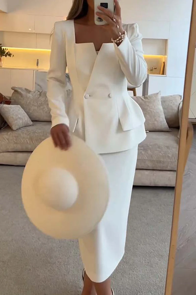 Jessica | Elegant buttons, ruffles, square neckline, long sleeves, two piece