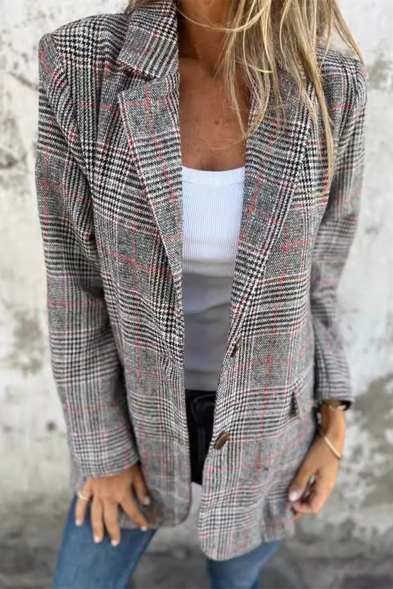 Jette | Casual outerwear with checked buttons and contrast reversible collar - Image 2