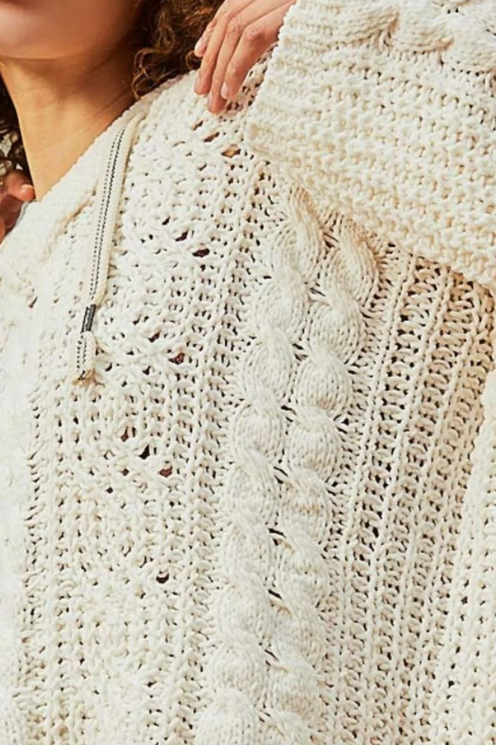 Judith | Chenille cable knit sweater with hood - Image 3