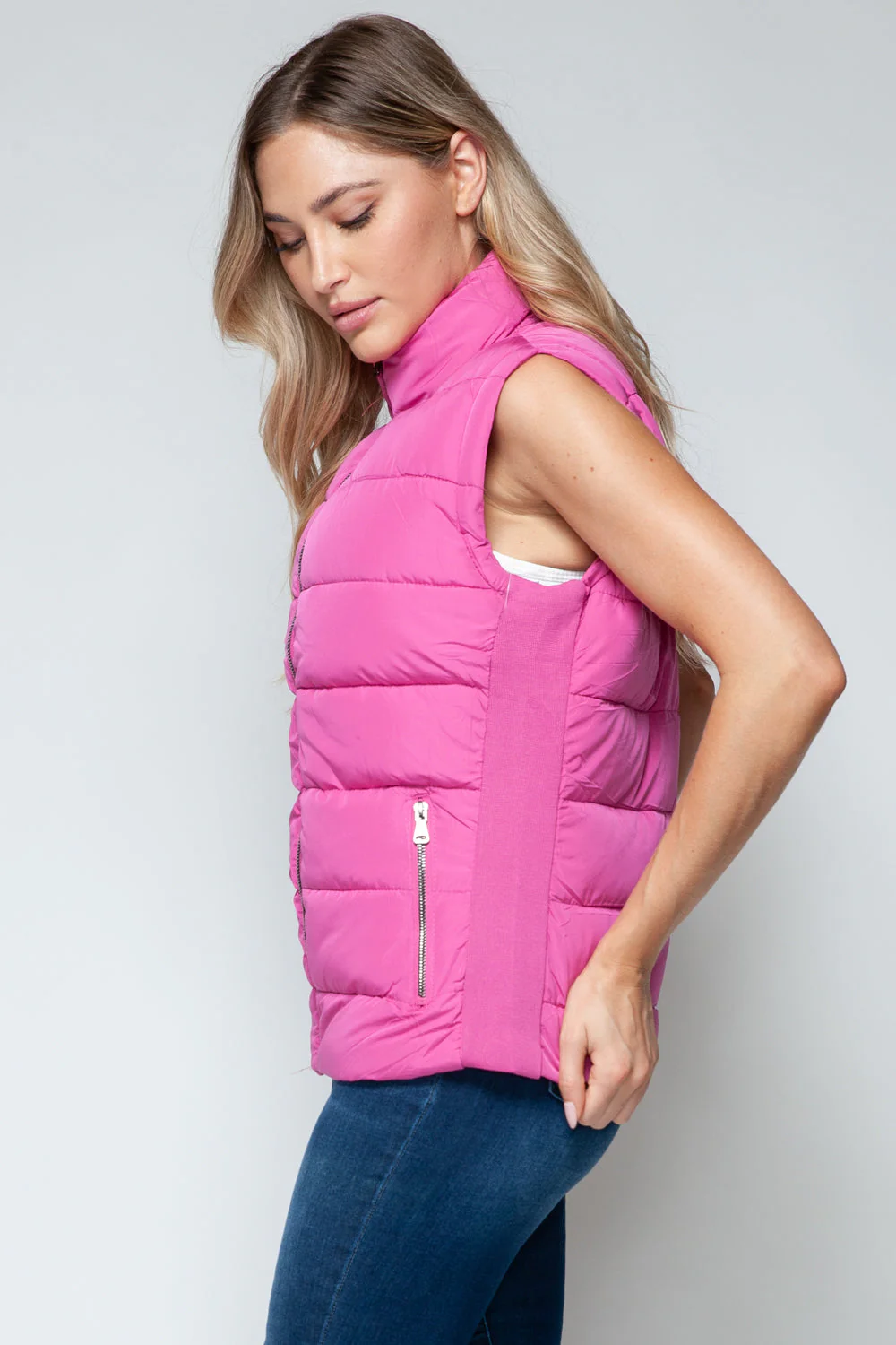 Juliana | Snobbish turtleneck vest with zip and pockets - Image 4