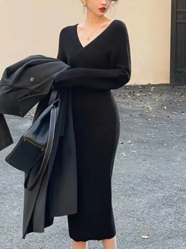 Julie® | Classic and comfortable   dress