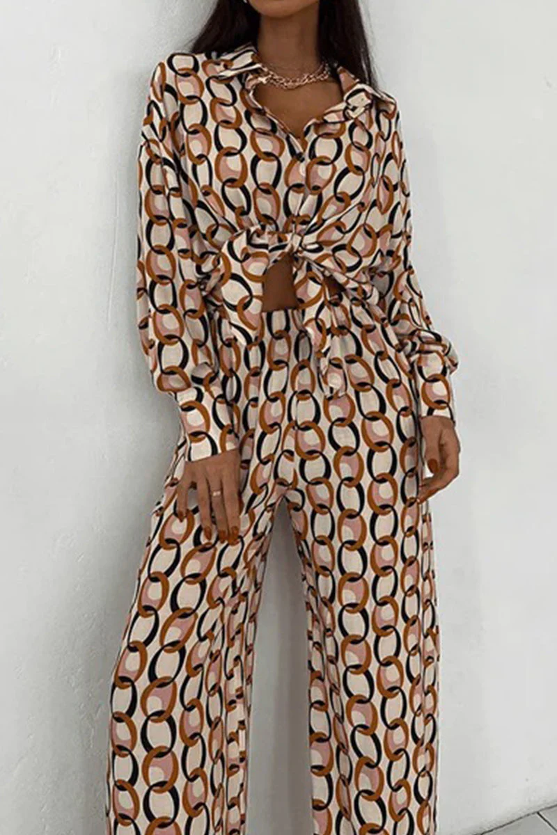 Julieta | Casual two-piece suit with geometric print and buttons, turn-down collar, long sleeves - Image 2