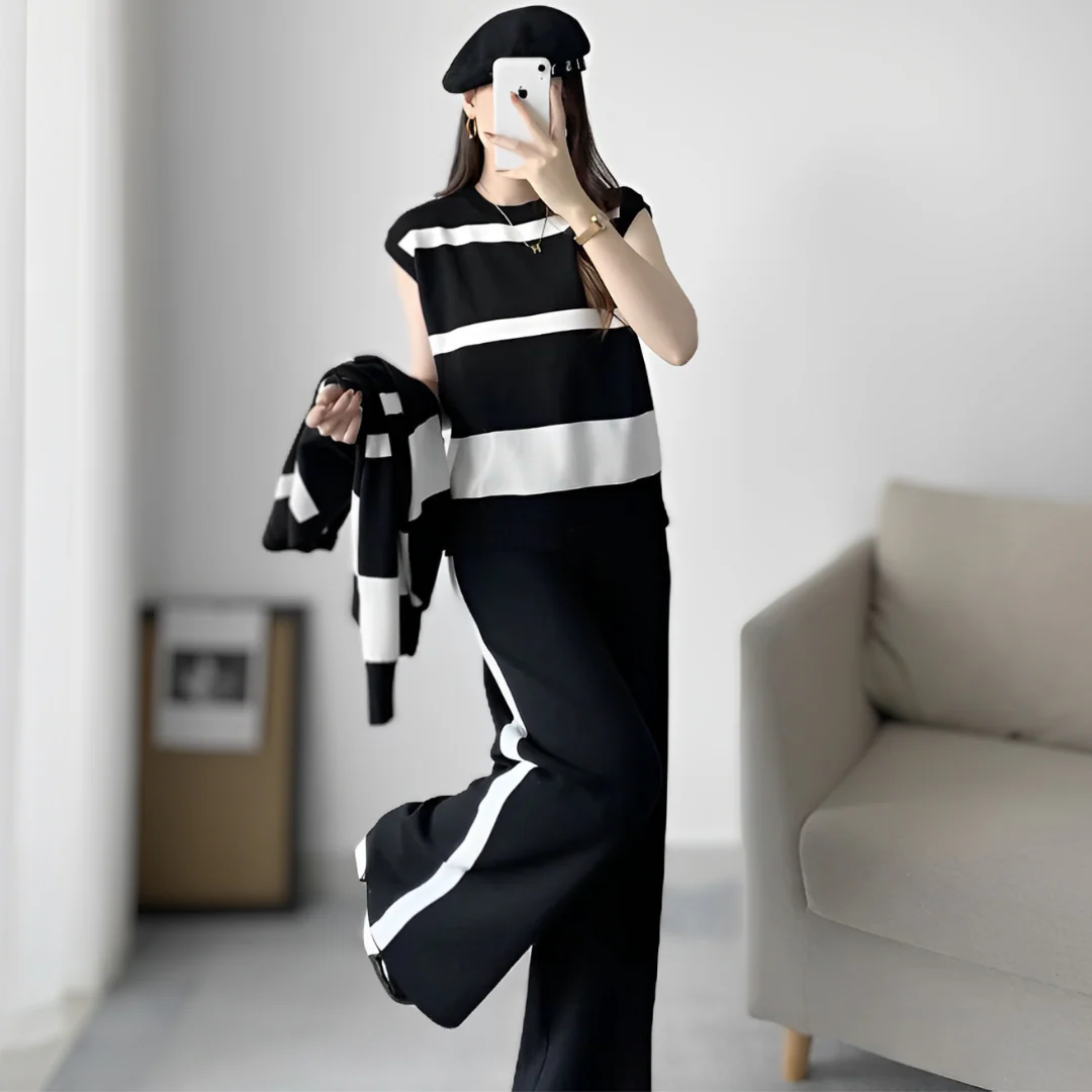 Julieta | Set consisting of a sweater, trousers and shirt - Image 10