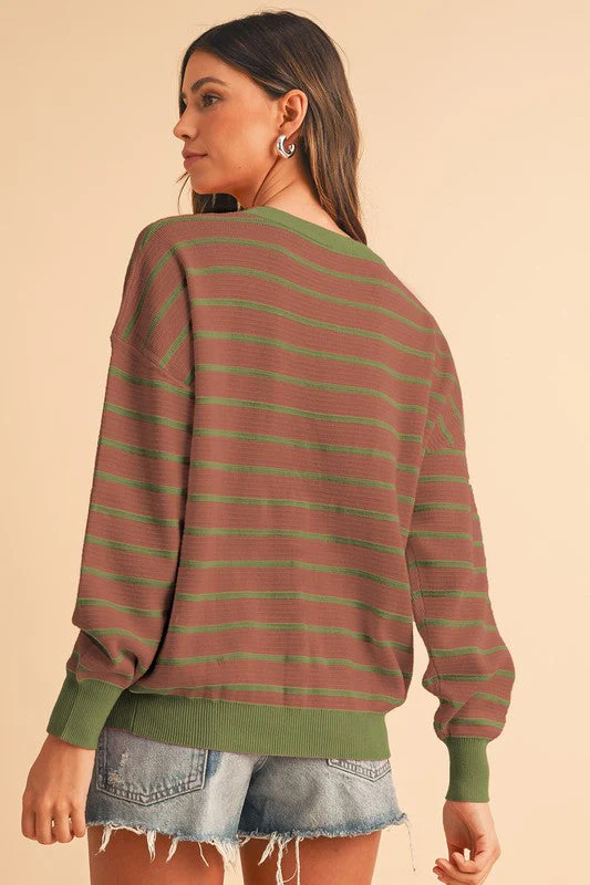 Julieta | Striped, loose sweater with a crew neck and dropped shoulders - Image 11