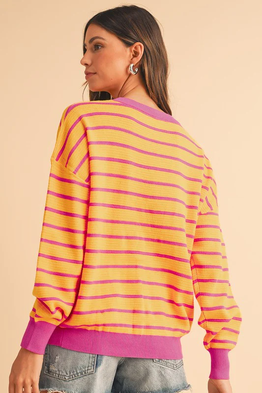 Julieta | Striped, loose sweater with a crew neck and dropped shoulders - Image 12
