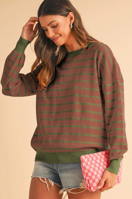 Julieta | Striped, loose sweater with a crew neck and dropped shoulders - Image 6