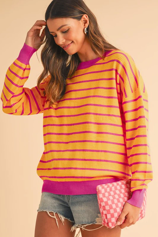 Julieta | Striped, loose sweater with a crew neck and dropped shoulders - Image 7