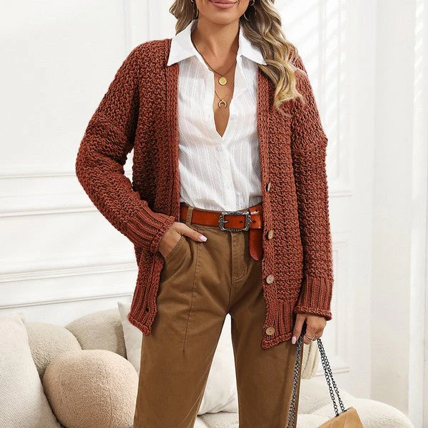 Jutta | Chunky knit cardigan with a cable pattern - Image 2