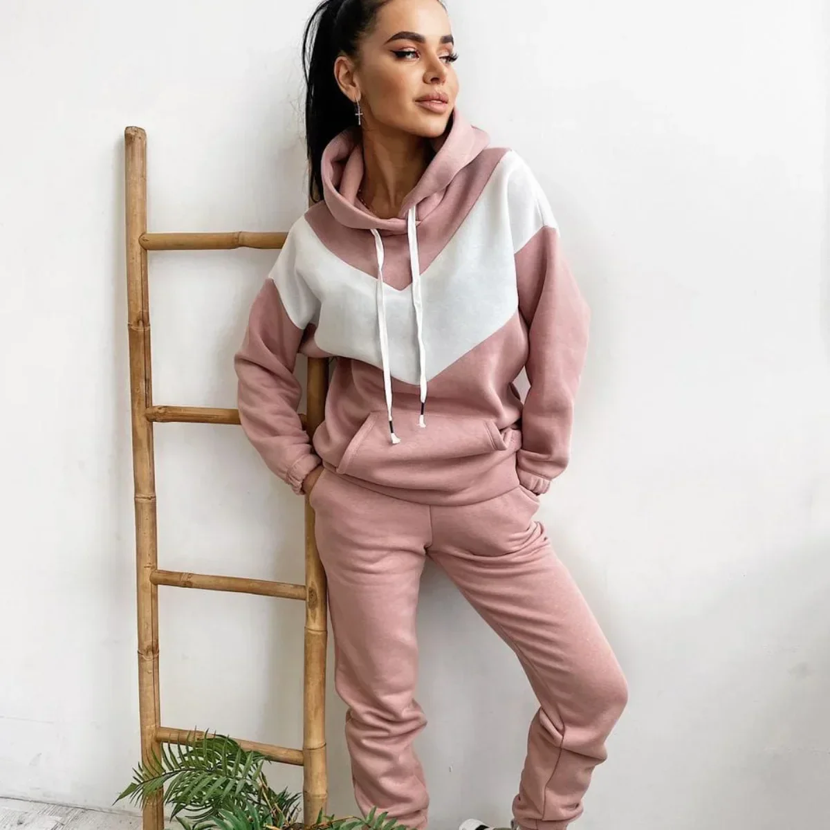 Karen | Two-piece sports set for women - Image 2