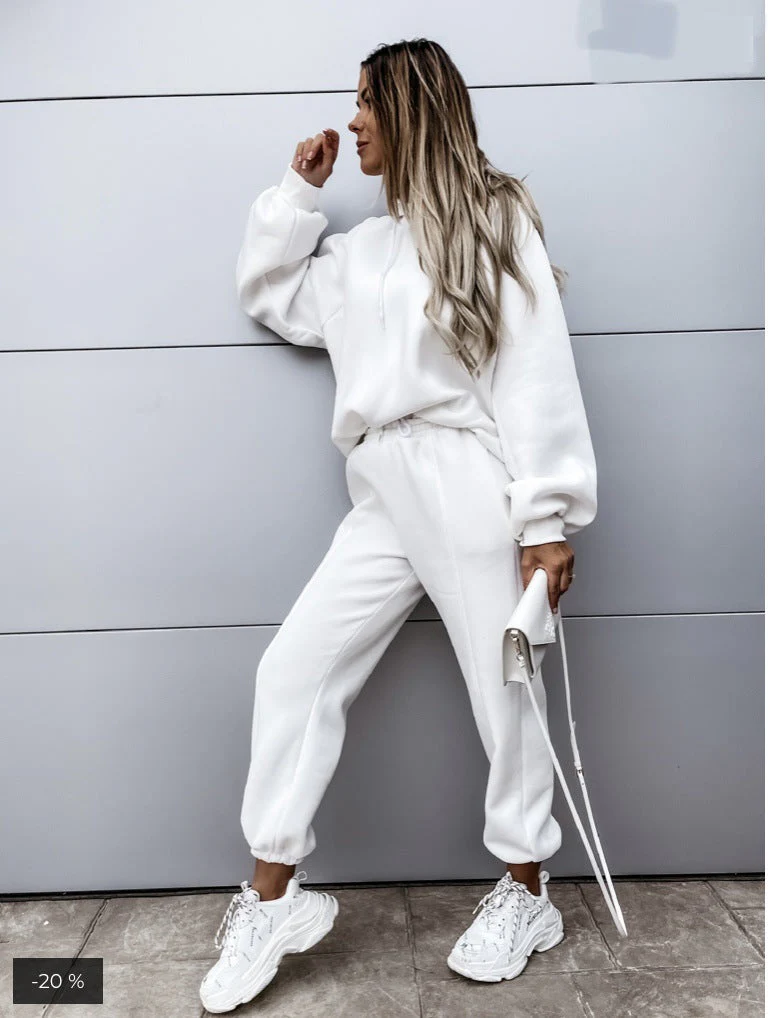 Karina | Set consisting of a sweatshirt, hoodie and trousers - Image 9