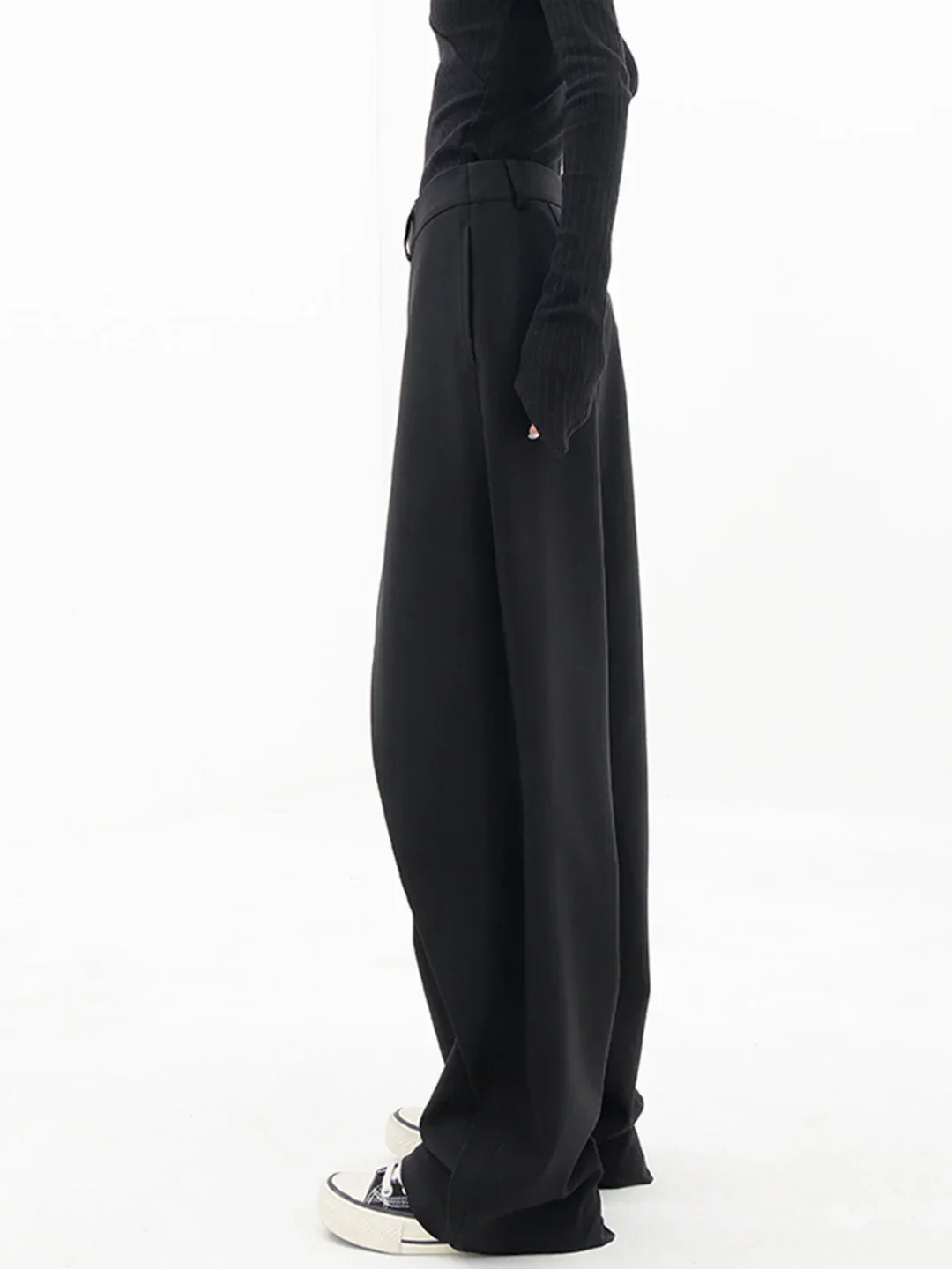 Karina® | Versatile asymmetric baggy pants for women - Image 3