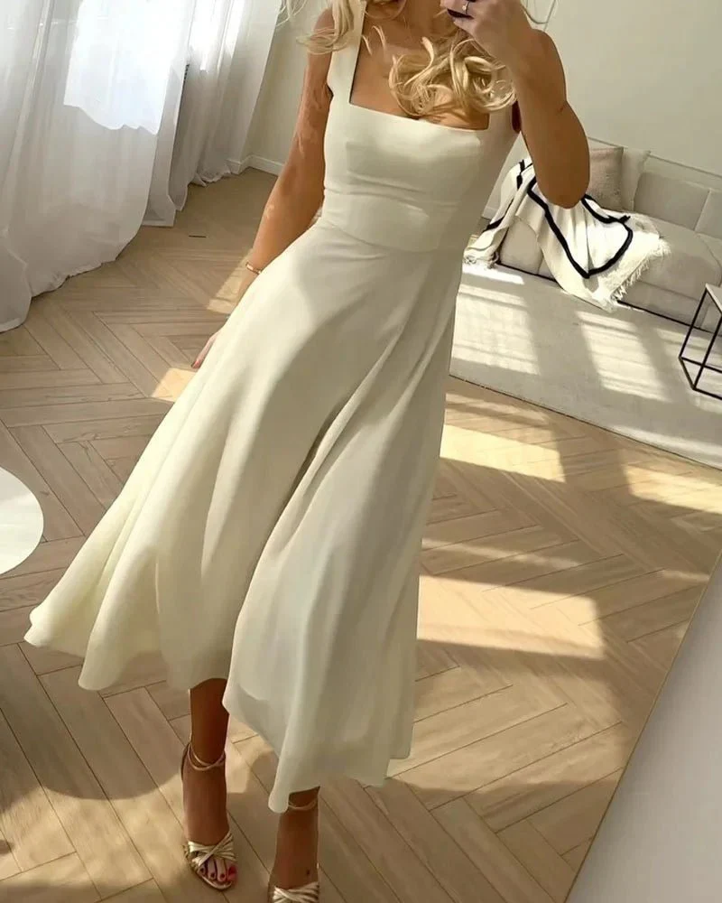 Karla® | Elegant Chiffon Dress With A Square Neckline - Image 3