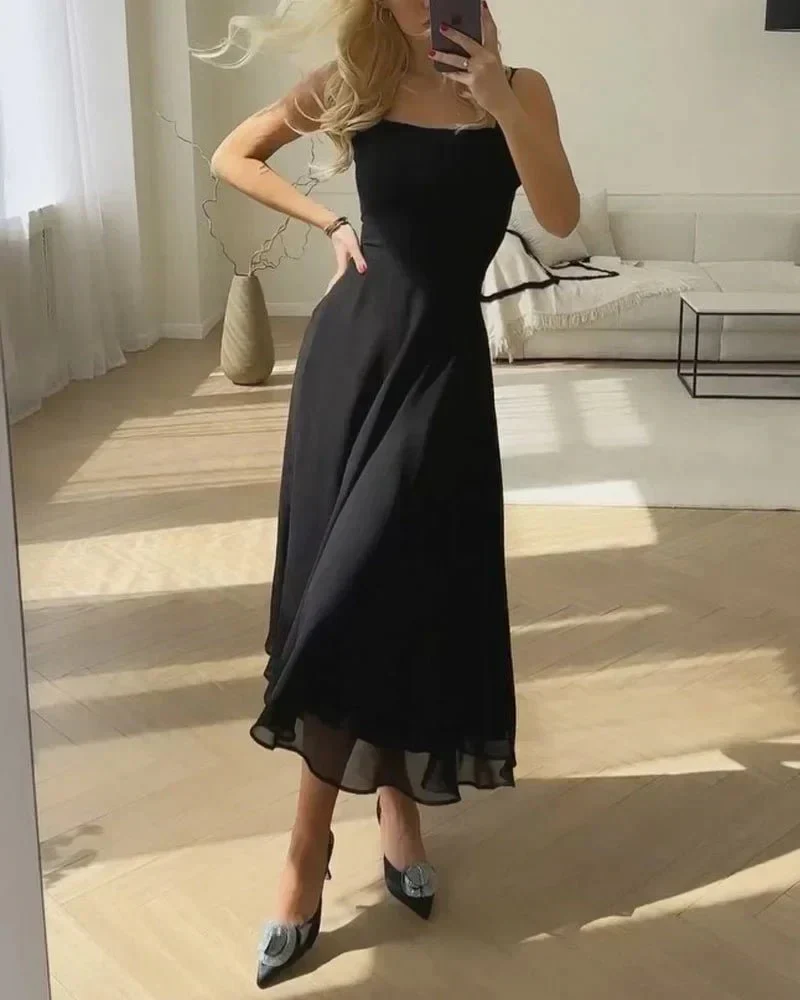 Karla® | Elegant Chiffon Dress With A Square Neckline - Image 4