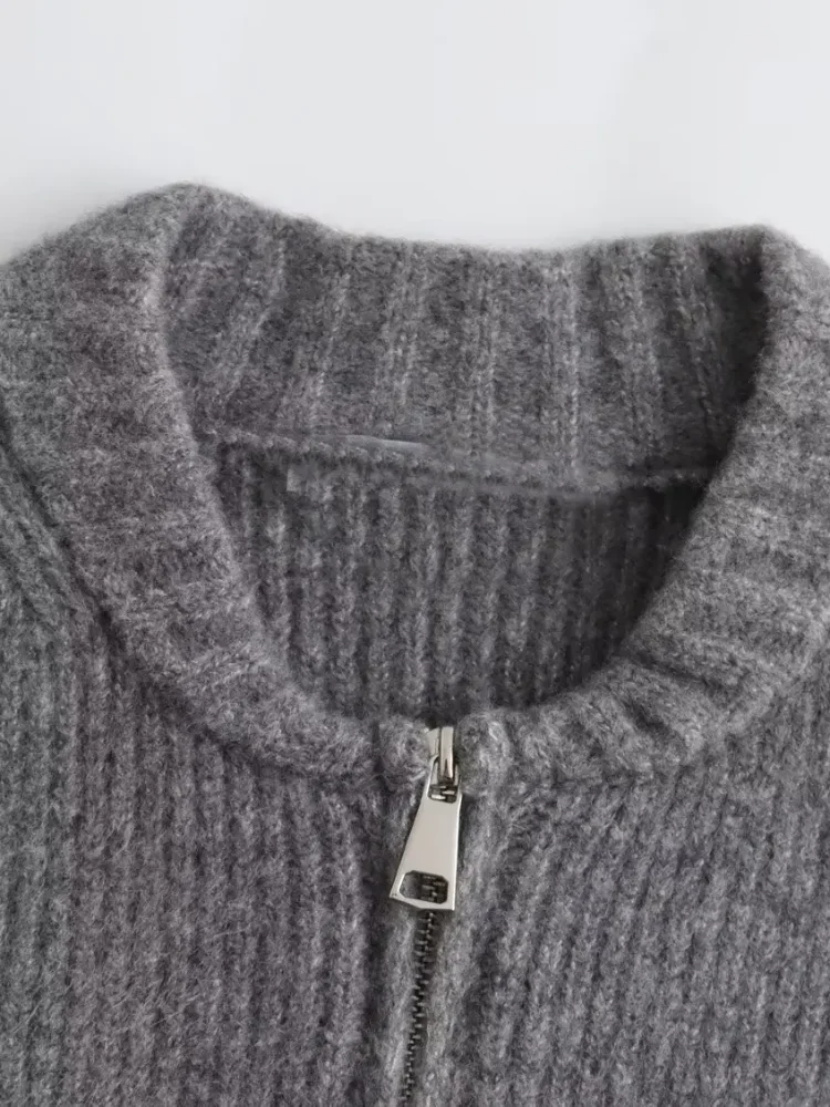 Karla® | Gray O-neck knitted women's sweater, fashion jacket - Image 5