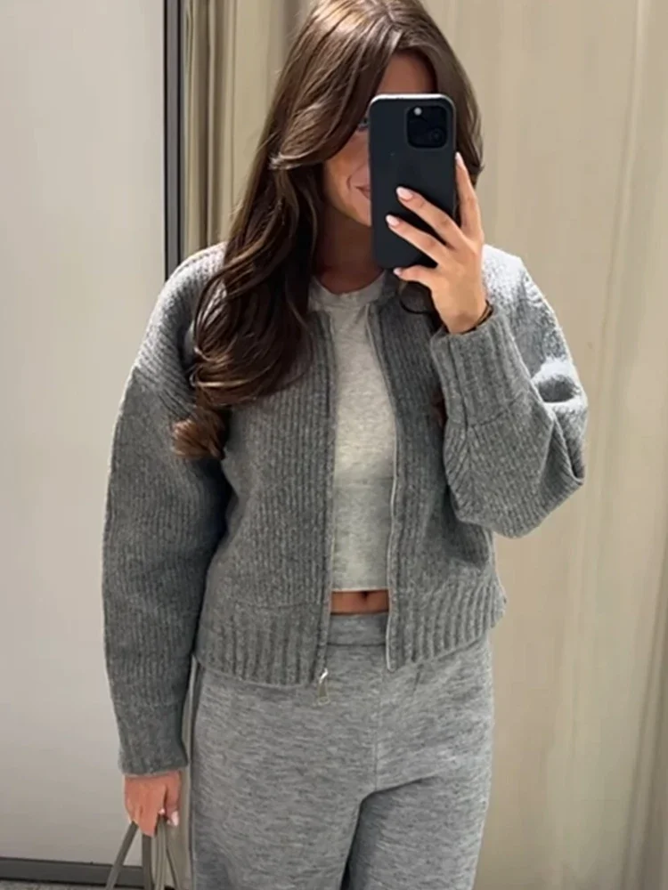 Karla | Gray O-neck knitted women's sweater, fashion jacket - Image 3