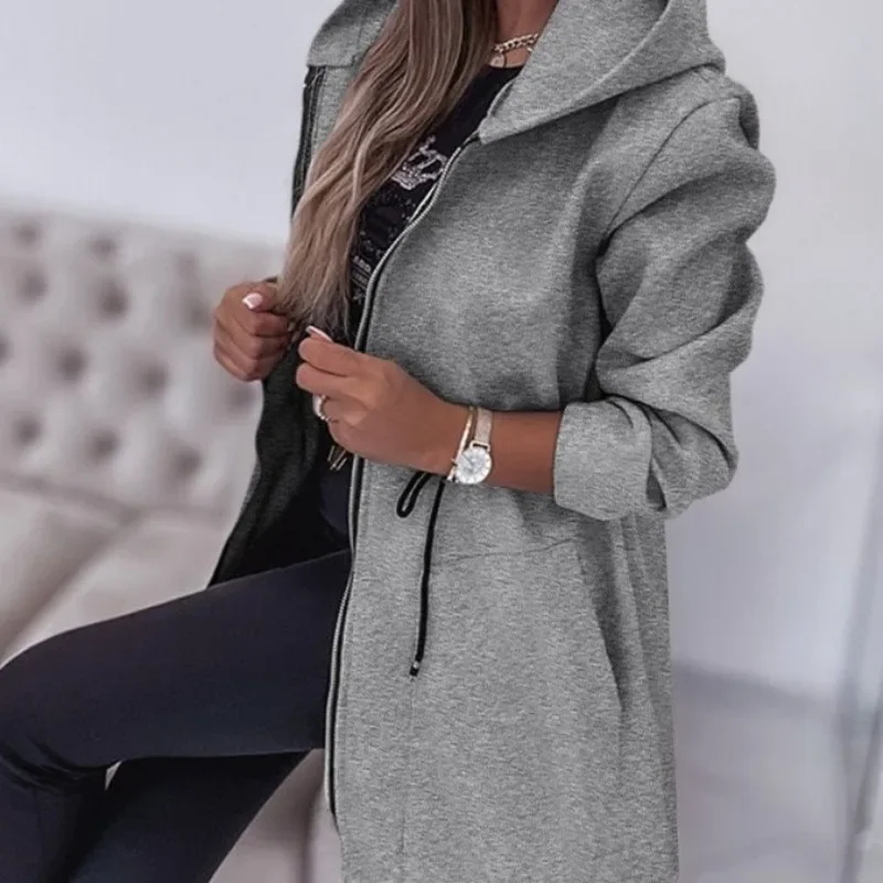 Karol | Pleated jacket with hood and zip