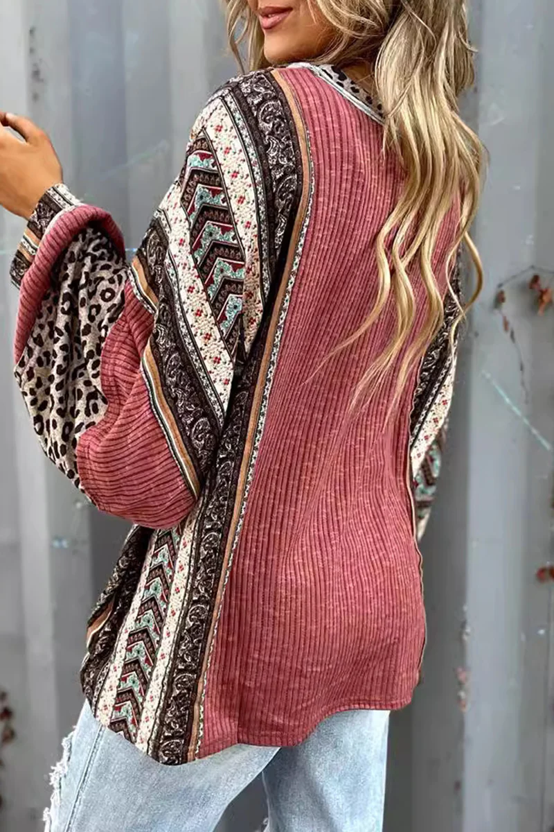Karolina | Casual O-neck tops with stripes and leopard patchwork contrast - Image 5