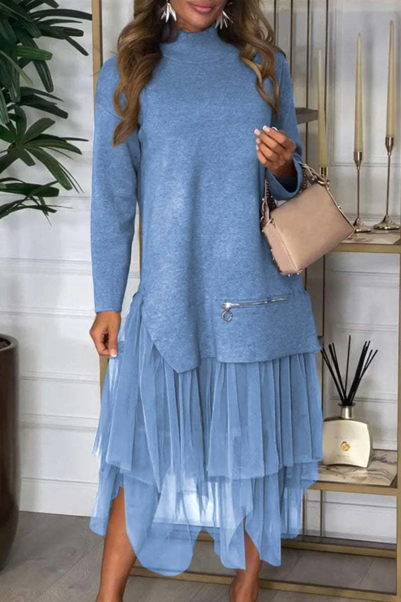 Katrien | Casual two-piece suit with turtleneck and long sleeves and slit