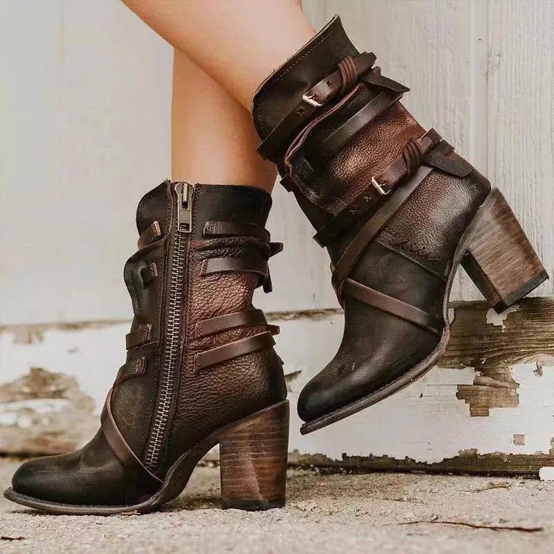 Keira | Versatile and supportive orthopedic boots - Image 2