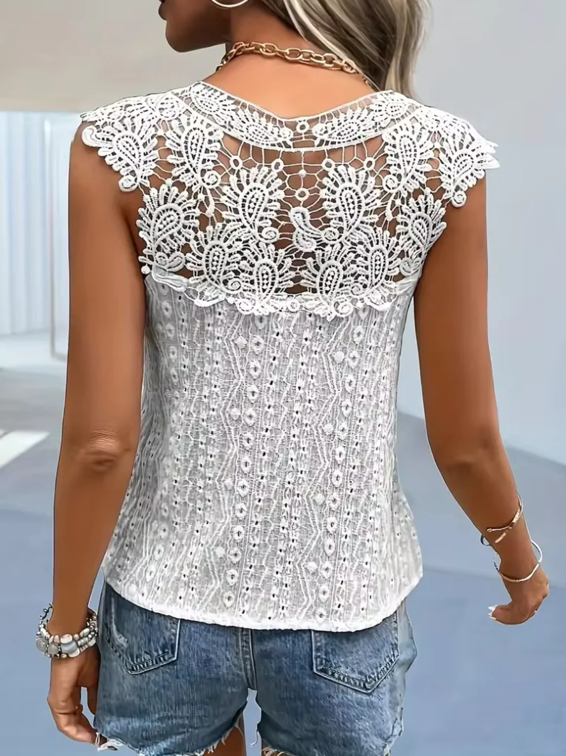 Kimberly® | Sleeveless Lace Top With V-Neck - Image 6
