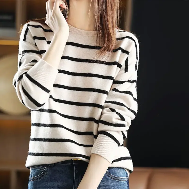 Klara | Striped women's sweater