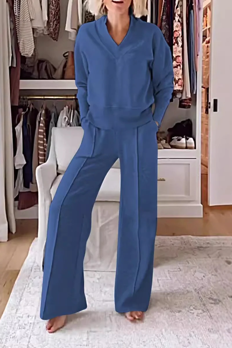 Kristel | Casual two-piece suit with pocket patchwork and V-neck and long sleeves - Image 3