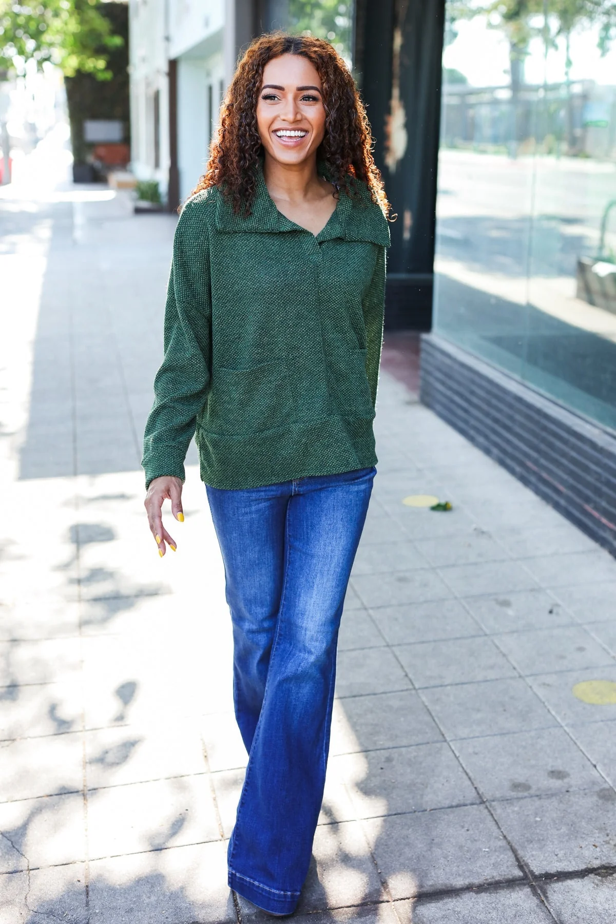 Kristina | Easy Living Olive green textured knit sweater with notched neckline and oversized collar - Image 16
