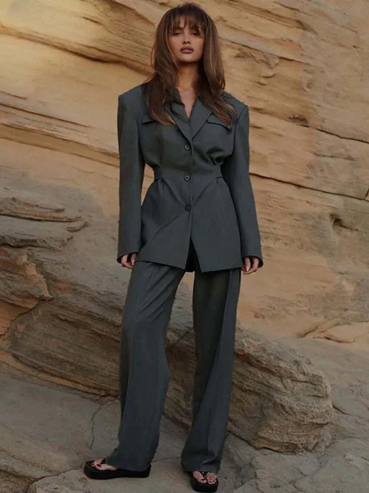 Laia | Two-piece women's set in gray