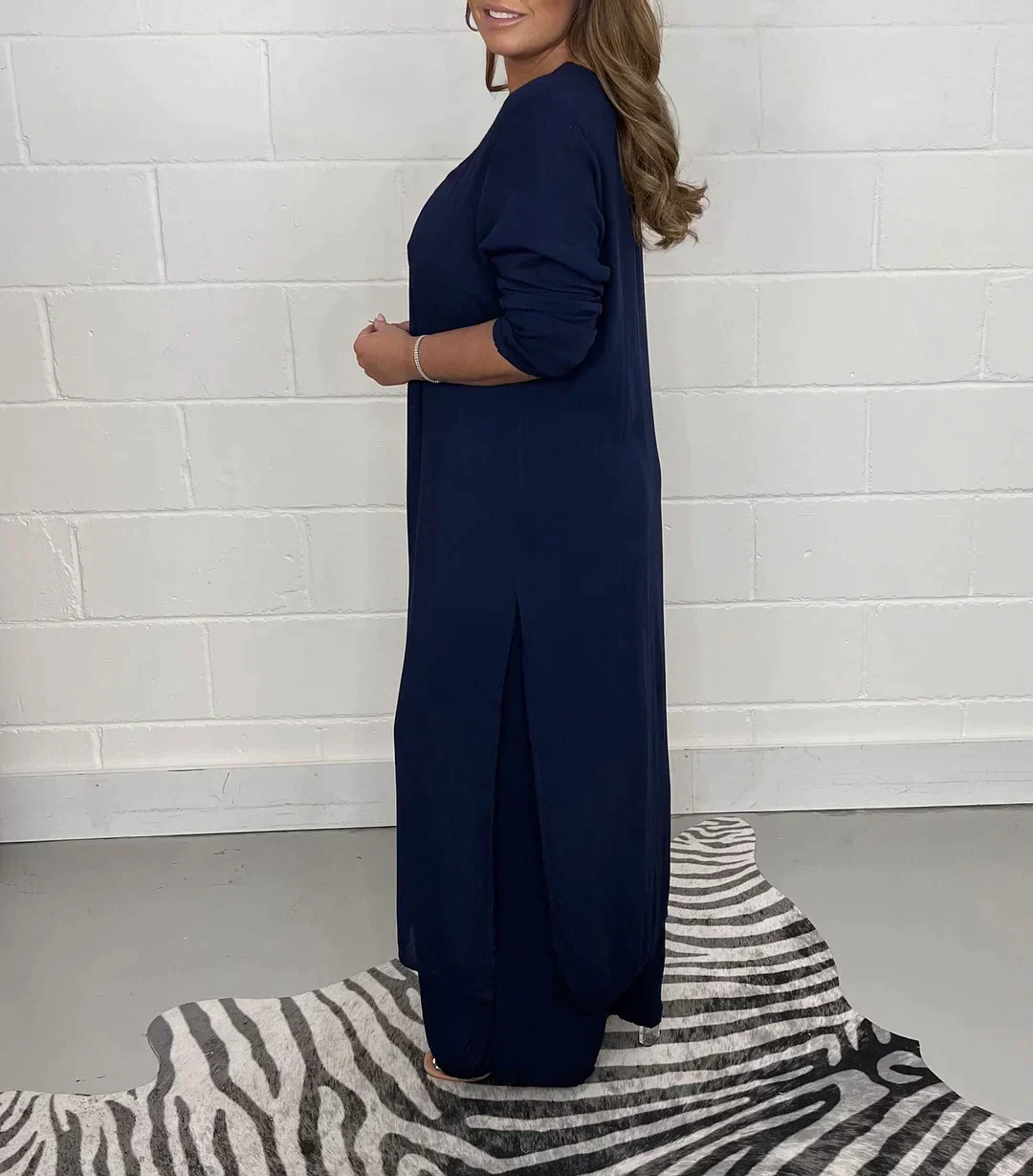 Lani® | Effortless and chic   dress - Image 3