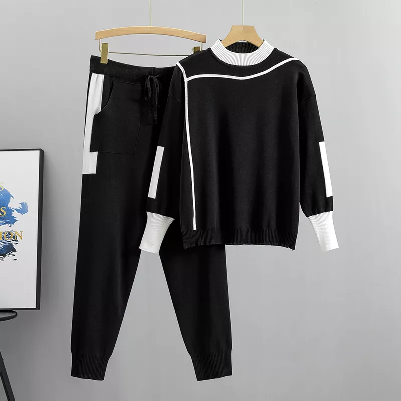 Lara | Chic knitted patchwork sweater and pants set for women - Image 2