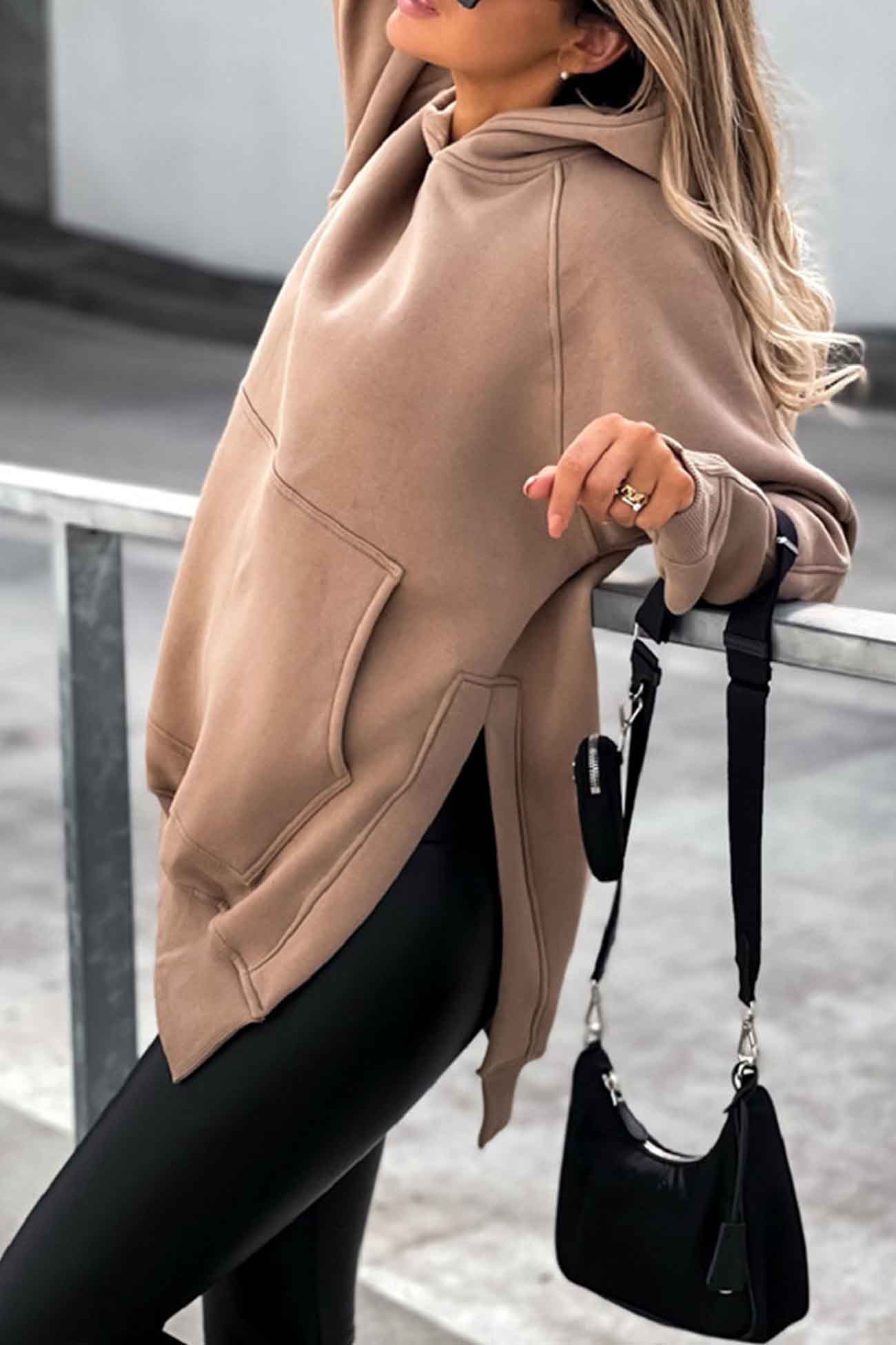 Larissa | Solid color hoodie with pocket slit
