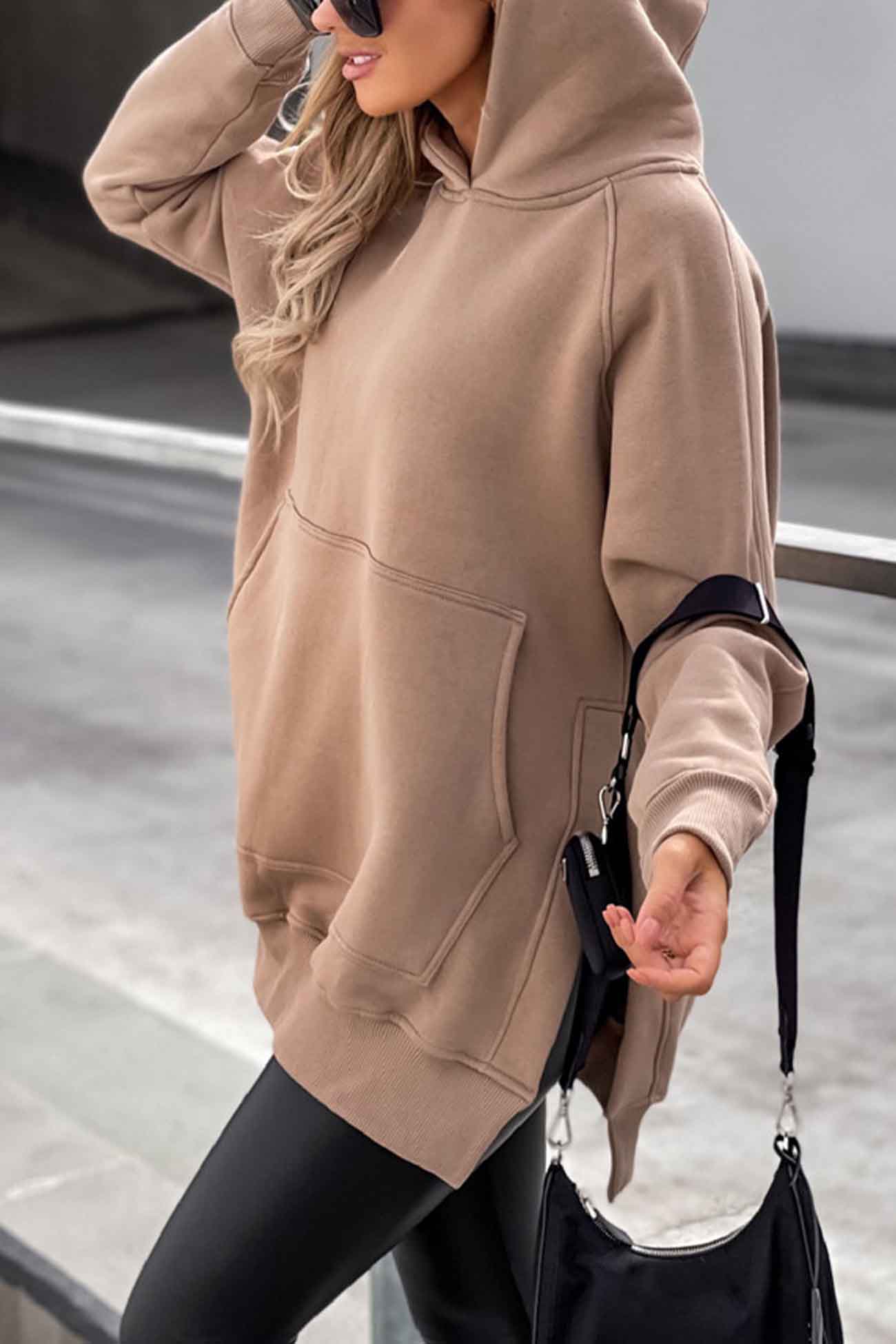 Larissa | Solid color hoodie with pocket slit - Image 3