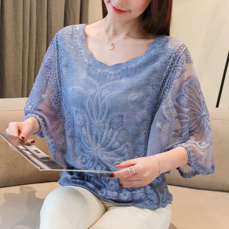 Lauriane® | Blouse With Cotton Lace And Butterfly Flower Pattern - Image 2