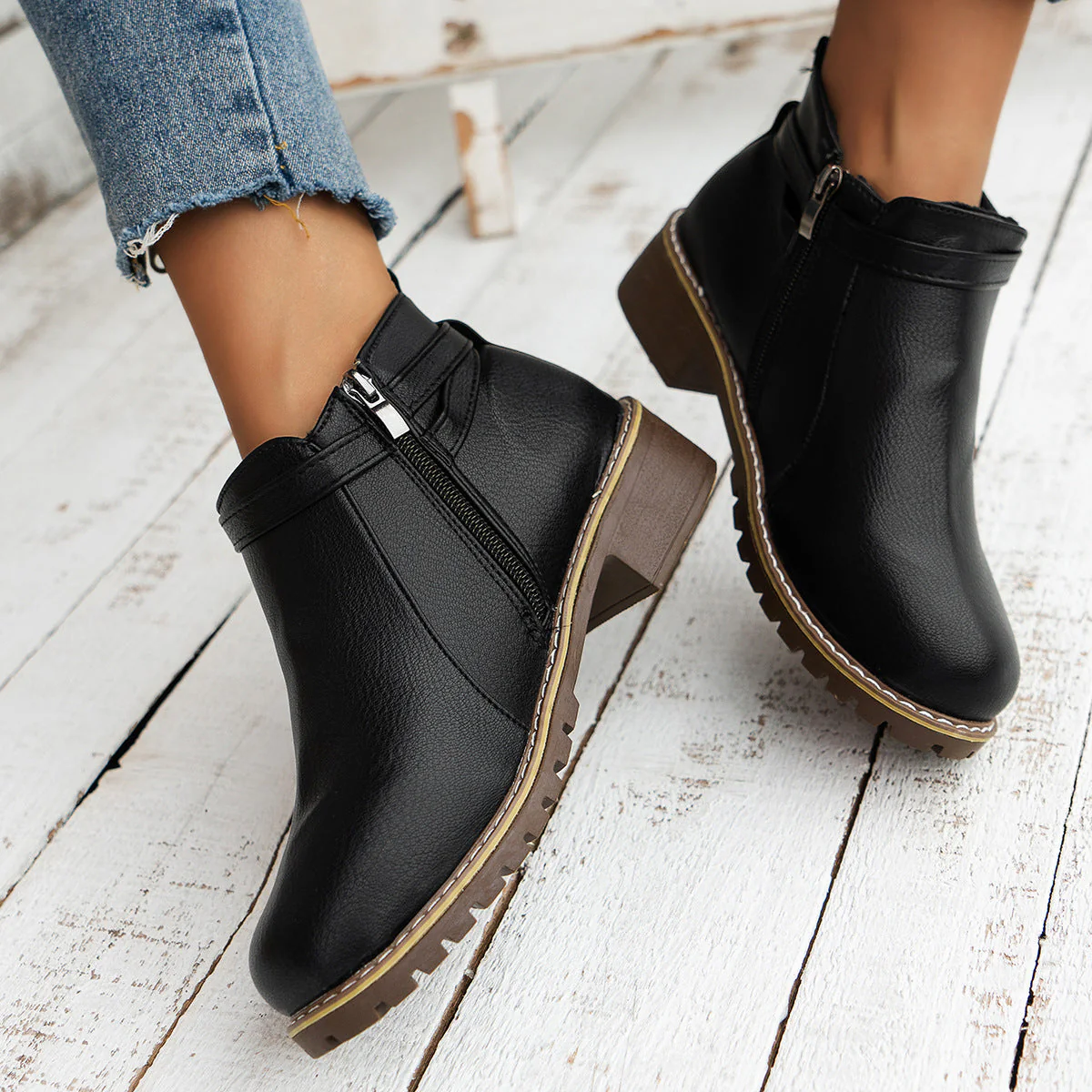 Leila | Fashionable orthopedic support boots. - Image 5
