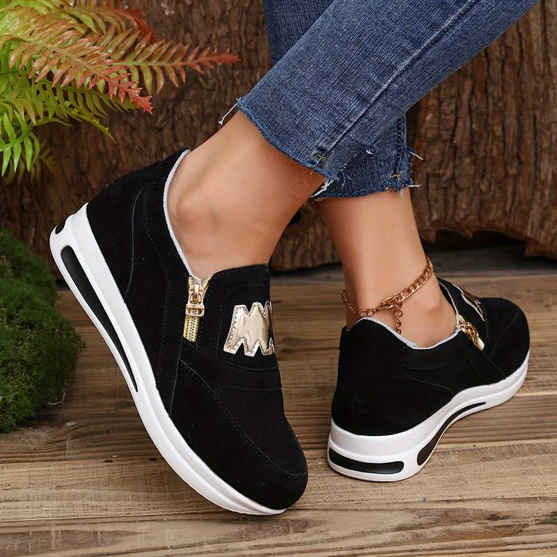 Leonarda® | Effortless and chic   sneakers - Image 6