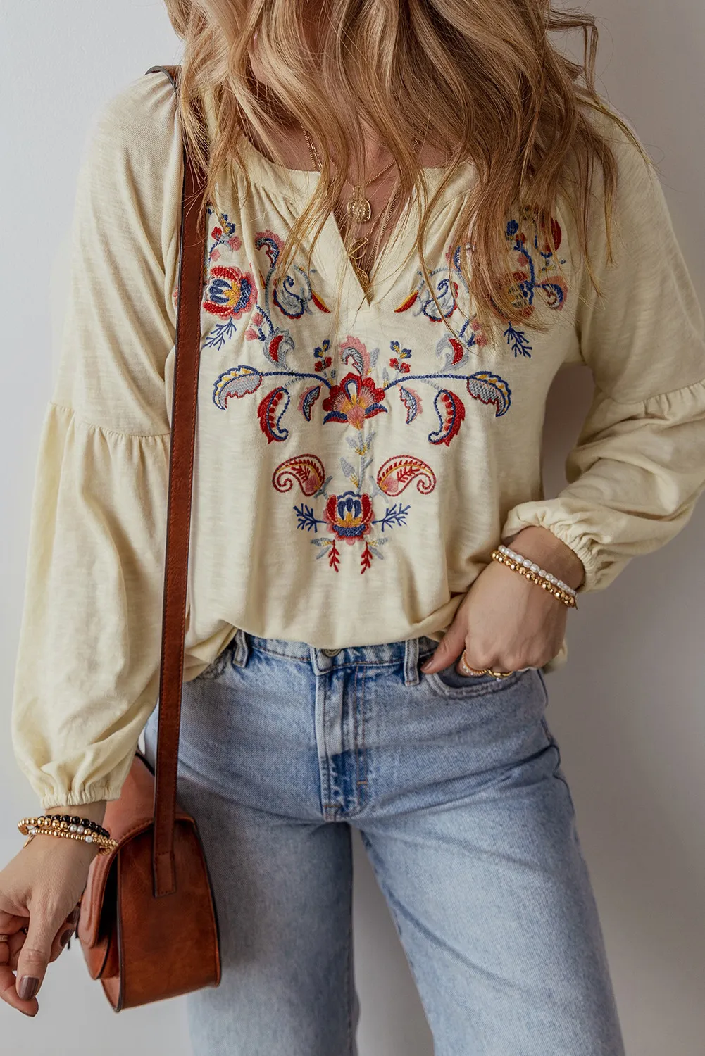 Leonie | Embroidered long sleeve blouse with notches - Image 2