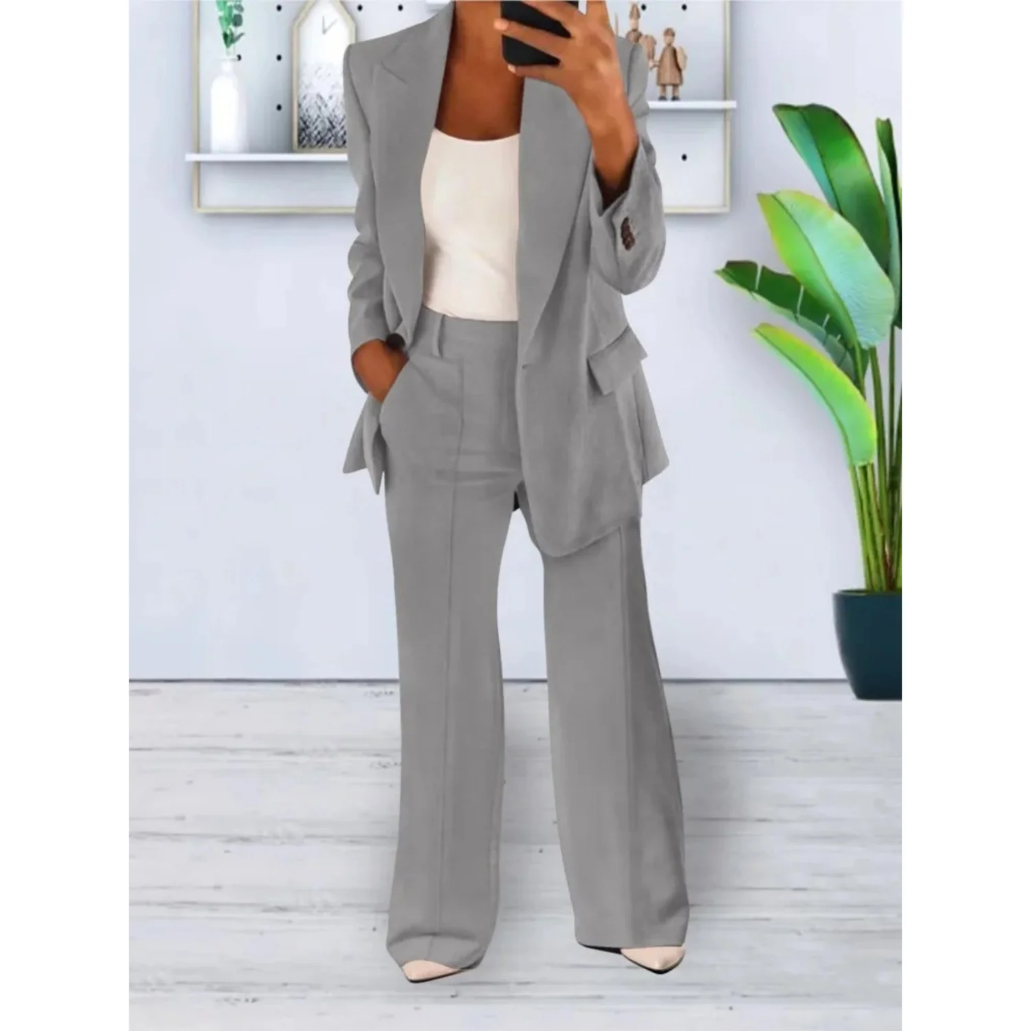 Leonie | Women's suit with jacket and trousers - Image 3