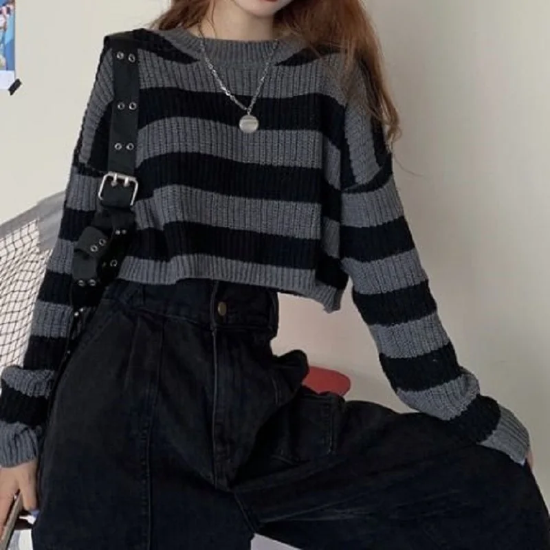 Lien® | Elegant striped sweater for women - Image 2