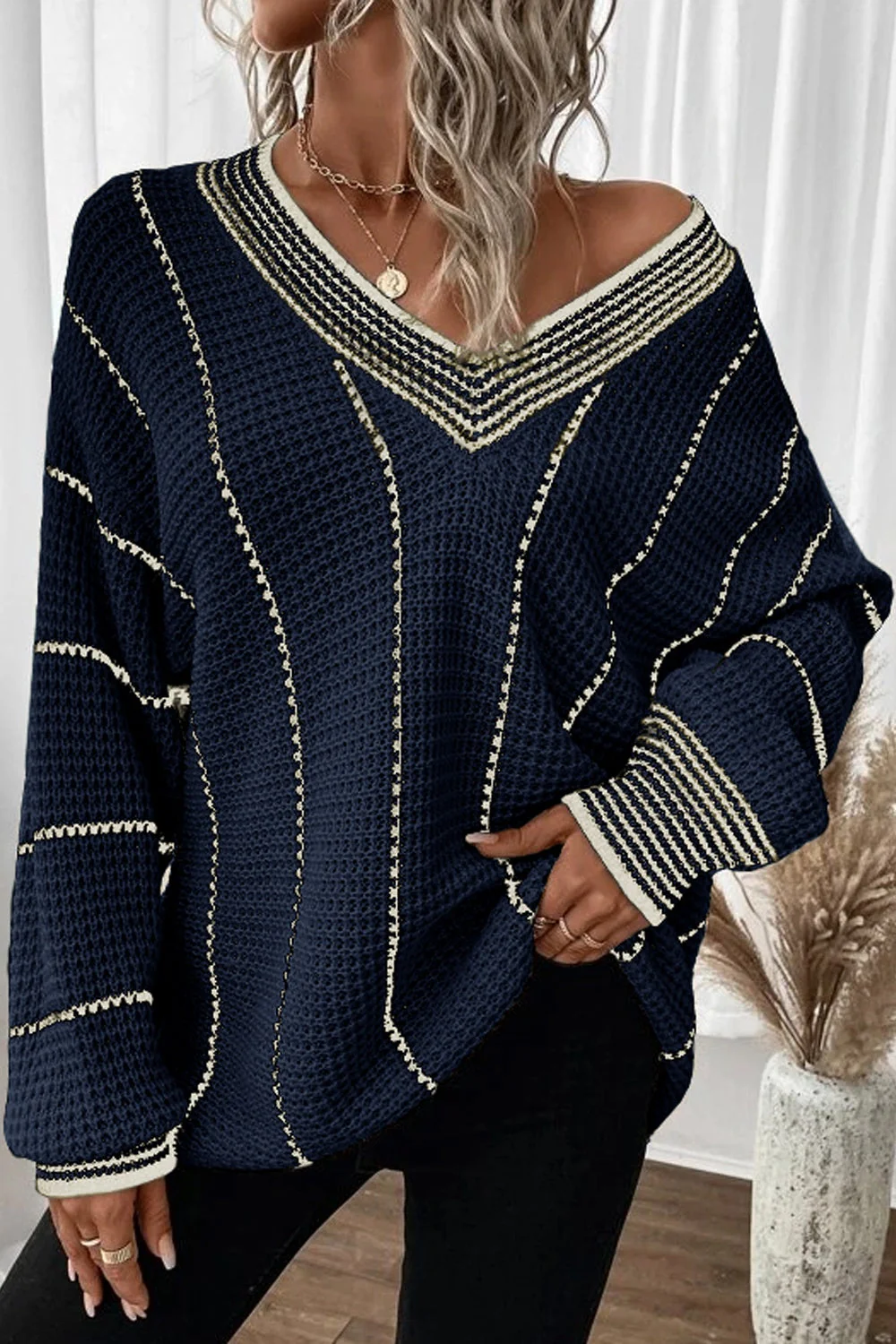 Lilian | Striped sweater with a V-neck and dropped shoulders - Image 8