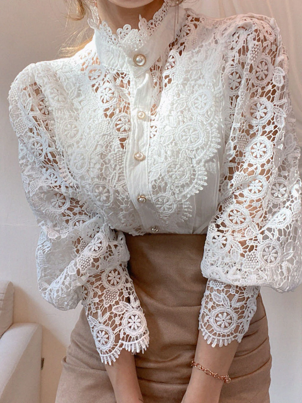 Lilian® | Stylish Lace Blouse For Chic Women - Image 3